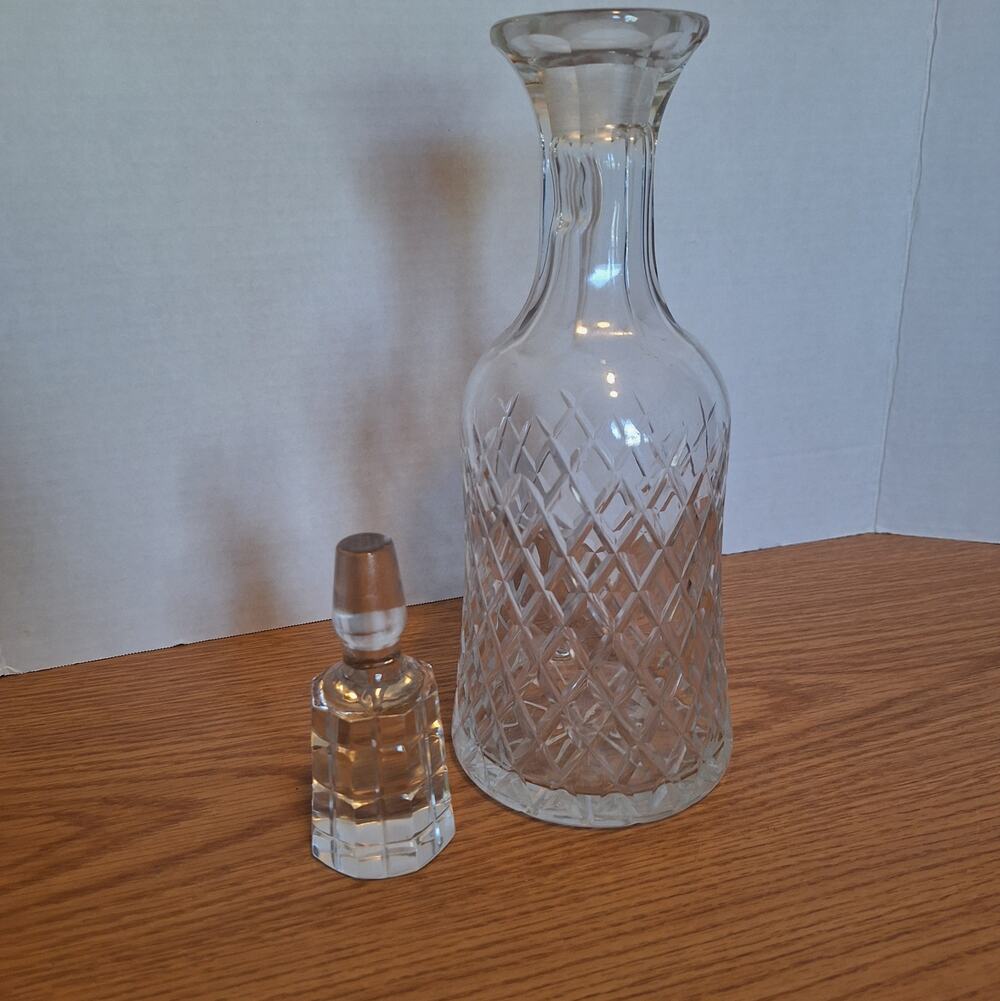 Vintage Cut Crystal Liquor Decanter 13.5" Heavy Diamond Grid Glass Stopper EUC